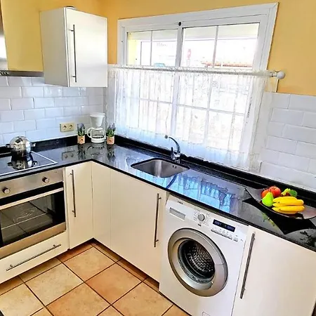 Caleta Sueno * La Guirra