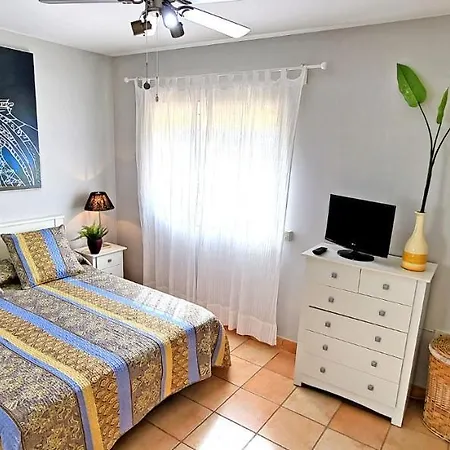 Caleta Sueno * Ла-Гирра